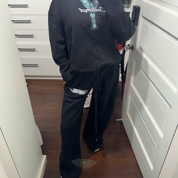contempt dept Black Sweatpants
size s
never worn - Picture 5 of 5